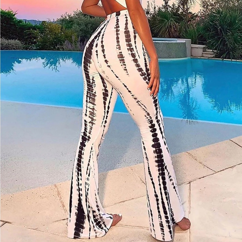 Jazmin Flare Tie Dye Pants - White/Black